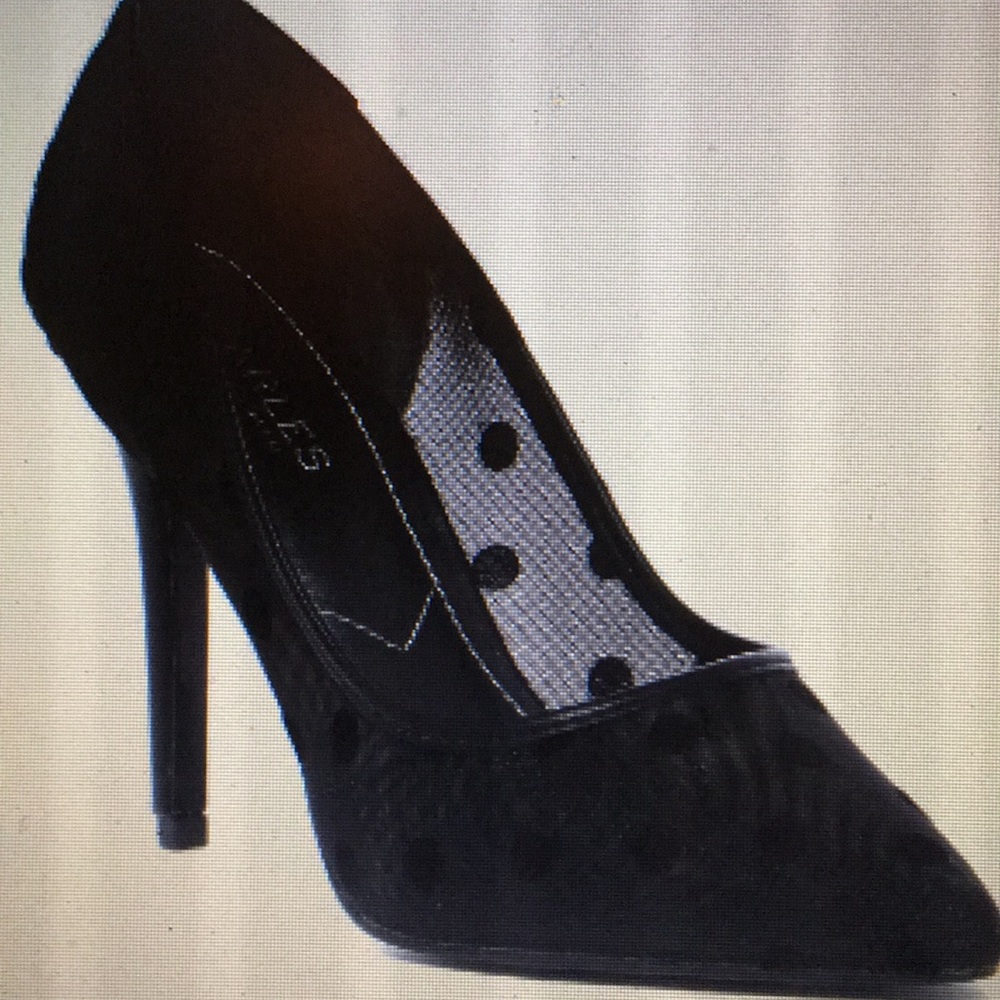 Charles by Charles David Black polka dot Pumps